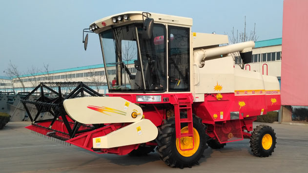 4LZ-7自走式谷物聯(lián)合收割機